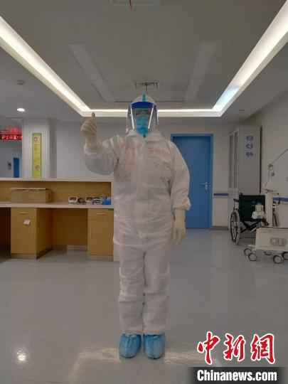  吉林护士“话聊”显成效：让病房中充满生的希望